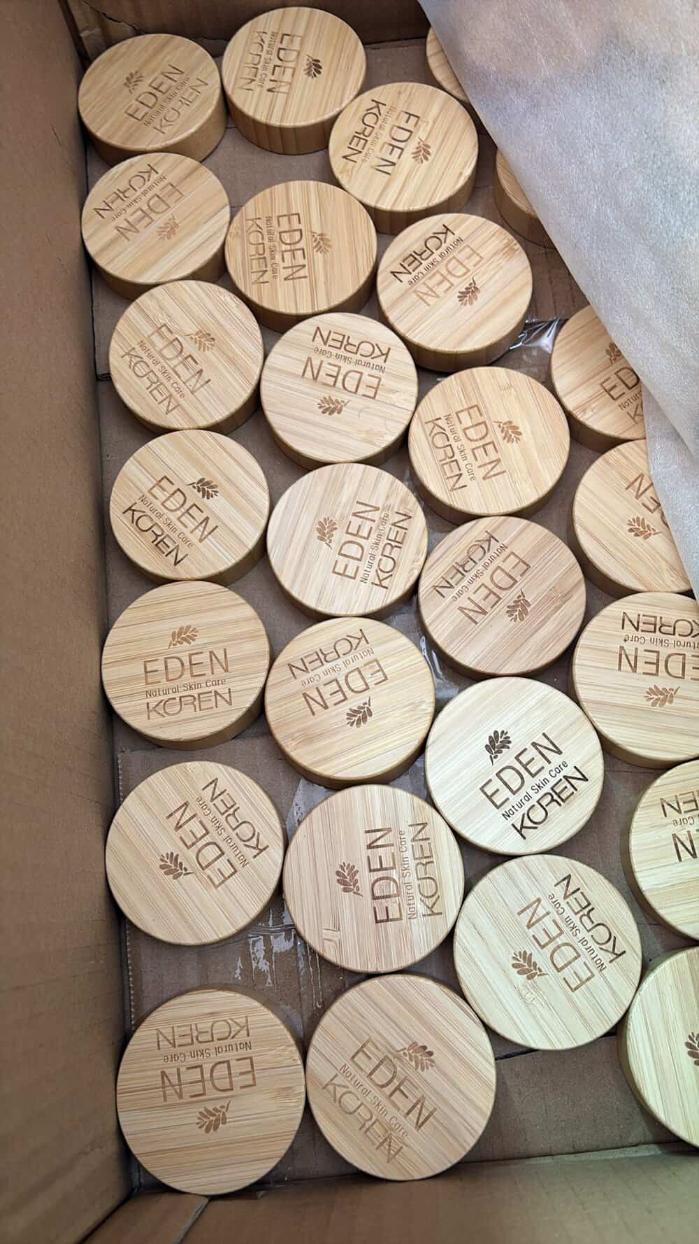 חריטה על ריחנים עגולים עדן קורן