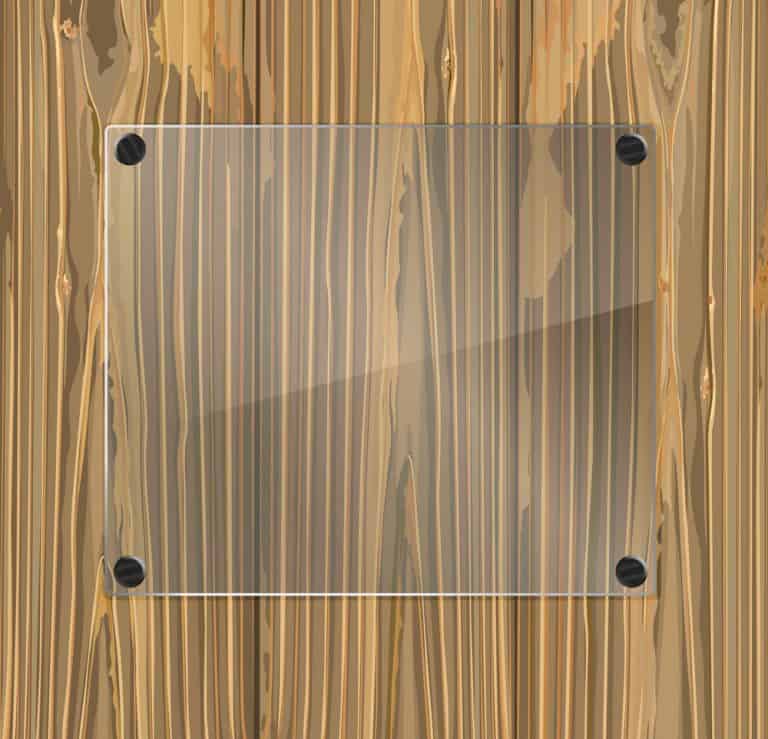 מחיצת פרספקס שקוף בחיתוך לייזר