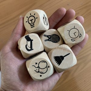 חריטה על קוביות